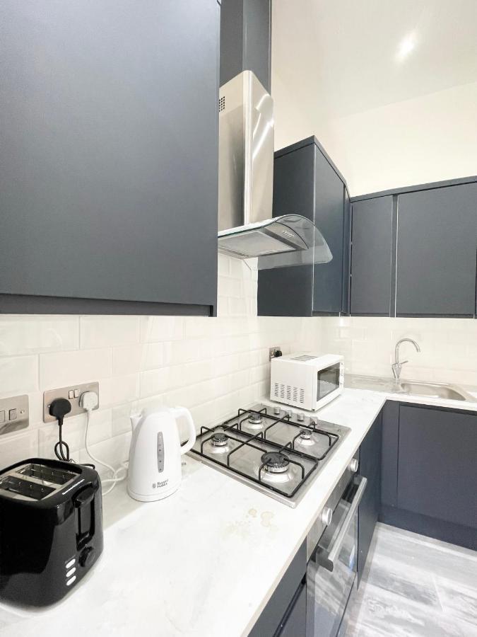 לונדון Lovely 4 Bed Apartment Perfect For Families! מראה חיצוני תמונה